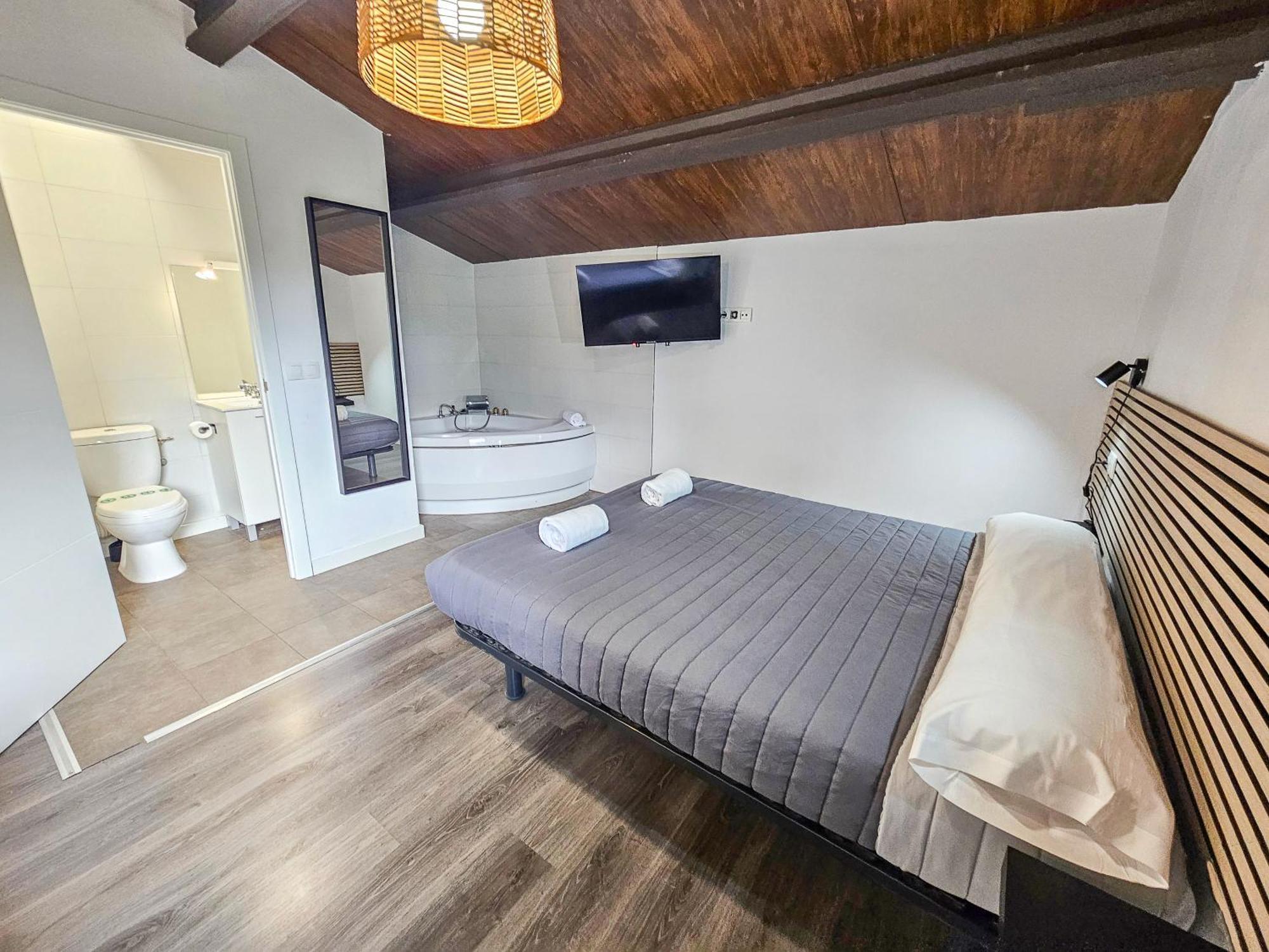 Solopuent Hotel Rural Castiello de Jaca Luaran gambar