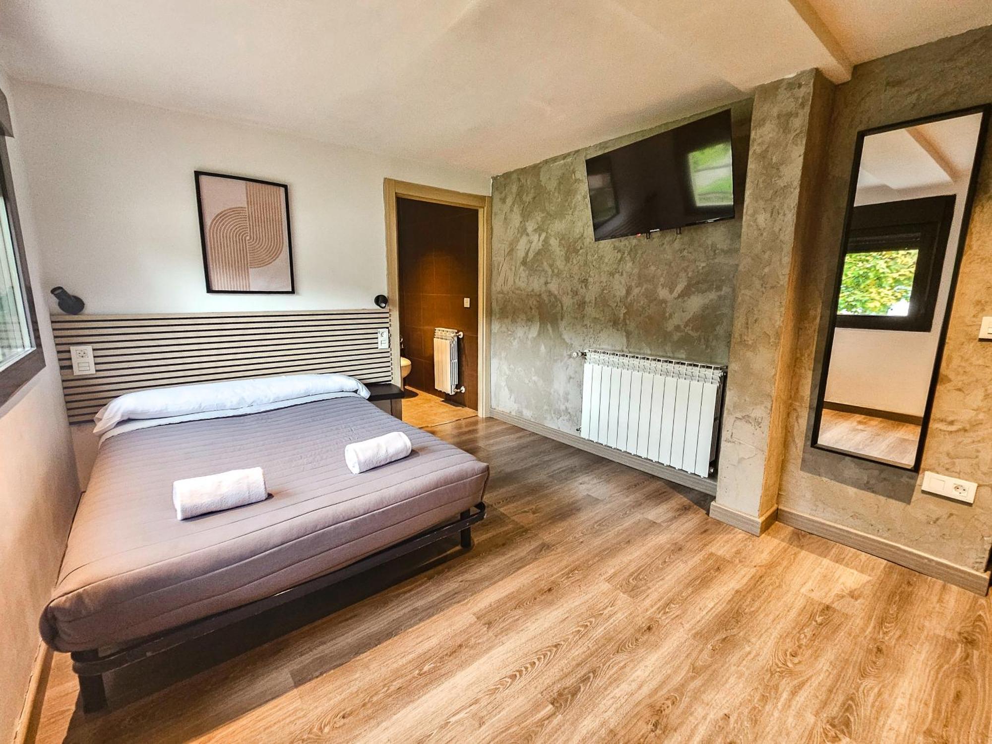 Solopuent Hotel Rural Castiello de Jaca Luaran gambar