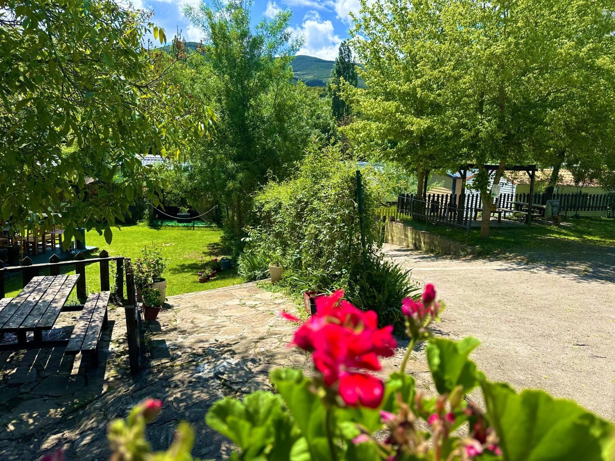 Solopuent Hotel Rural Castiello de Jaca Luaran gambar
